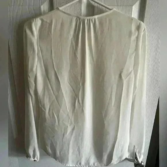 Banana Republic White Blouse - Picture 6 of 7